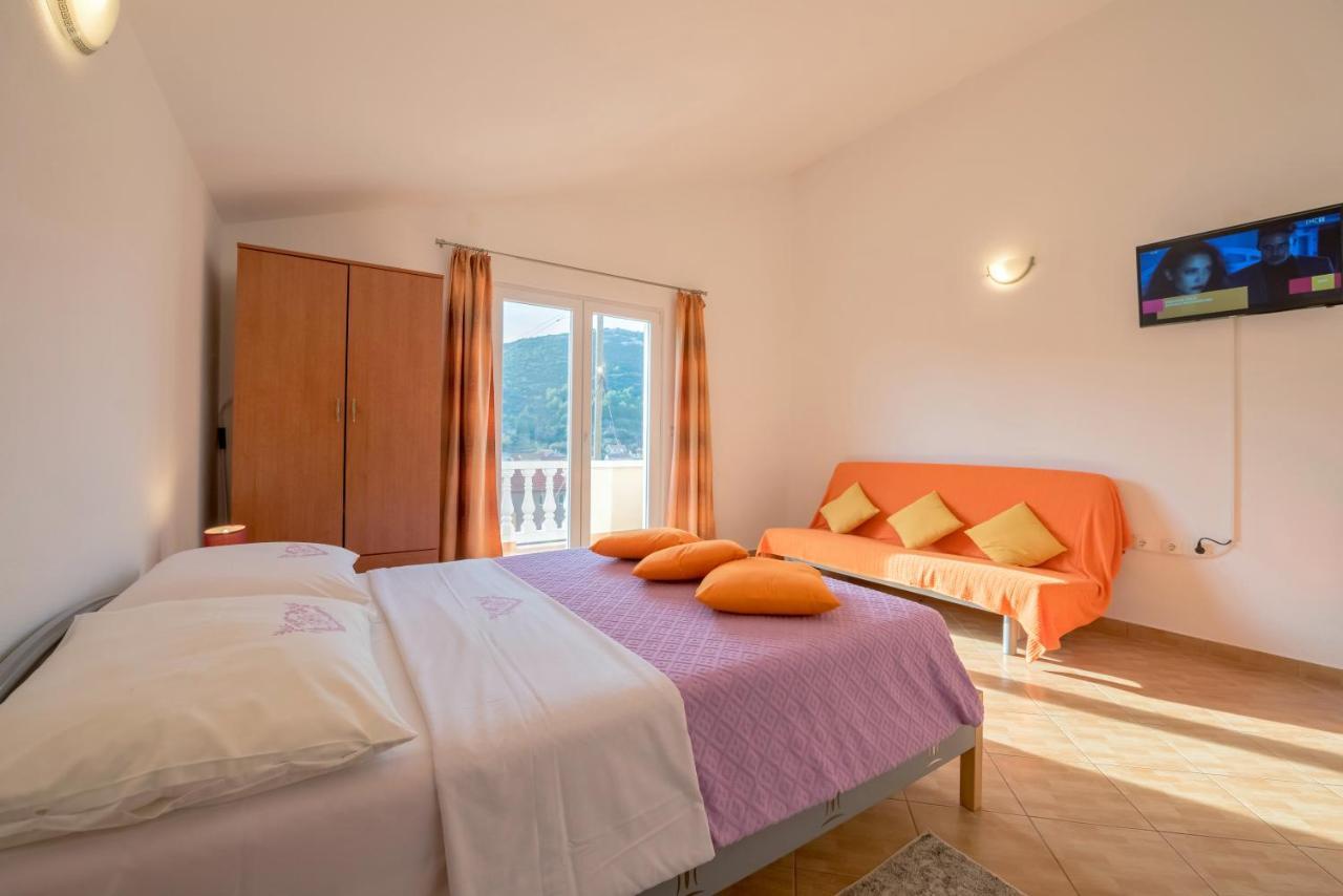 Apartments Slavica Luka エクステリア 写真