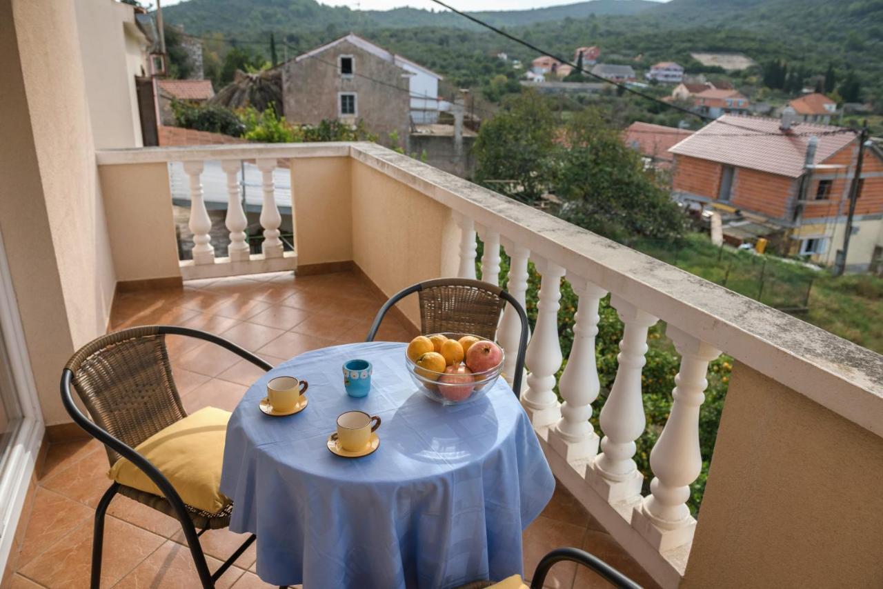 Apartments Slavica Luka エクステリア 写真