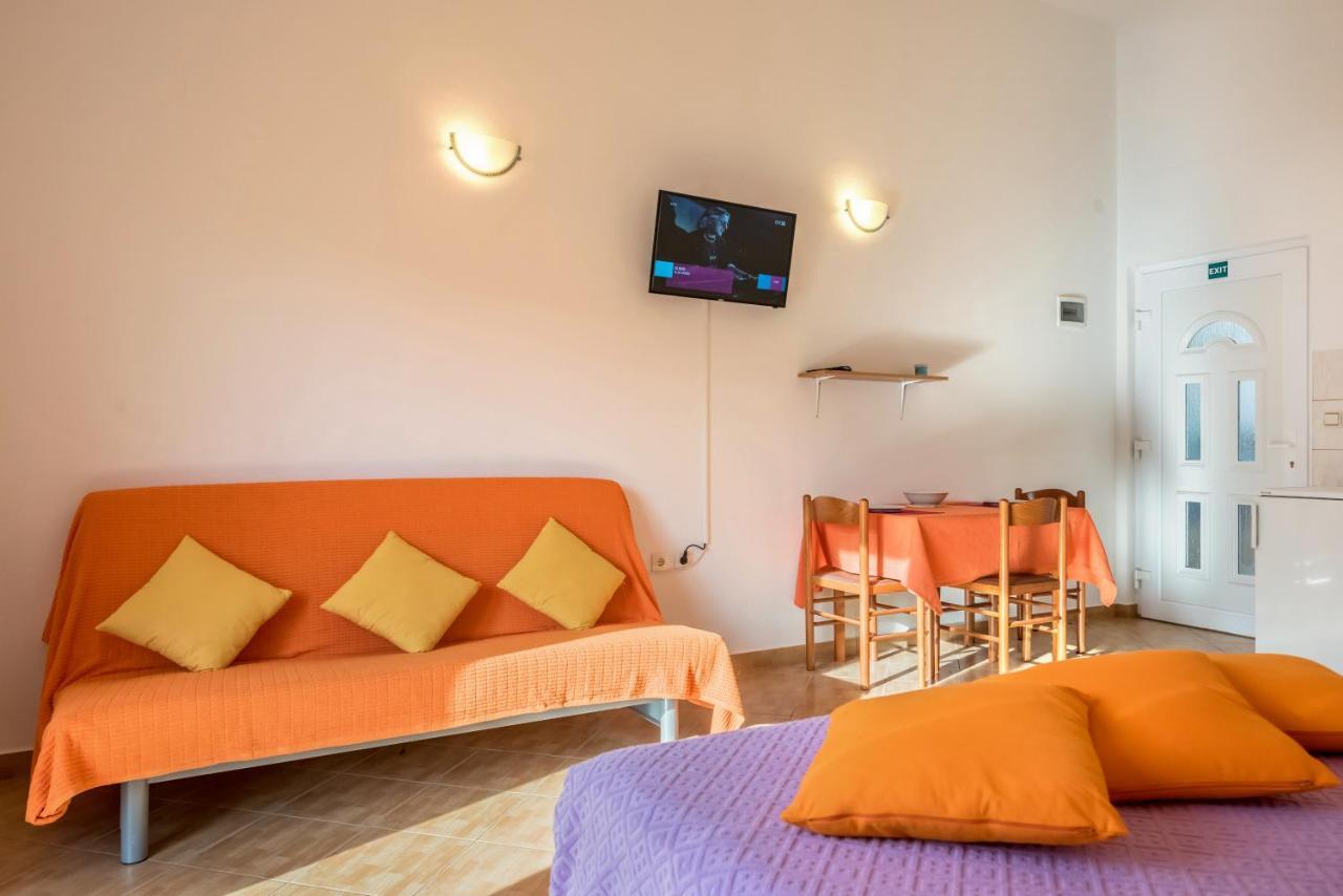 Apartments Slavica Luka エクステリア 写真