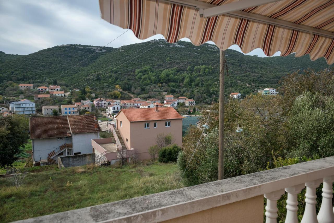 Apartments Slavica Luka エクステリア 写真